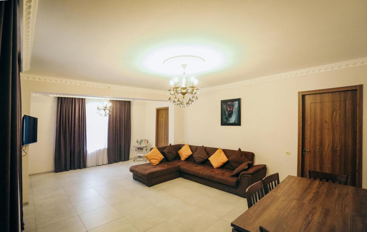 Bebo Babu Guest House Kutaisi Exterior photo