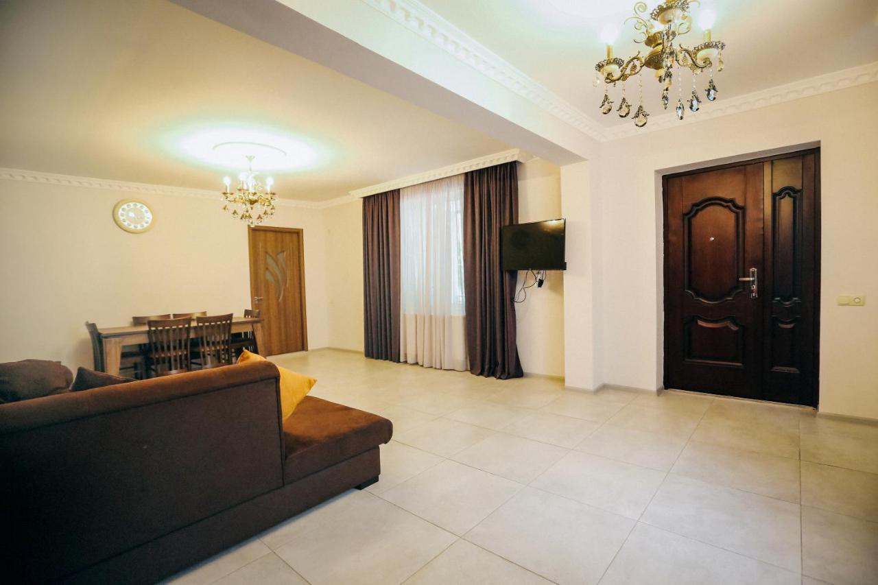 Bebo Babu Guest House Kutaisi Exterior photo